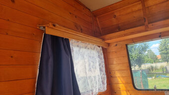 Obytný přívěs s STK. - 8