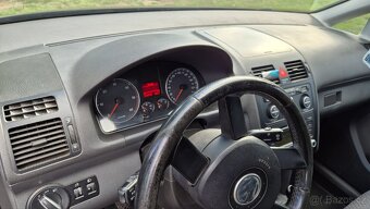 VW Touran 1.9TDI, 77KW, 2007 - 8