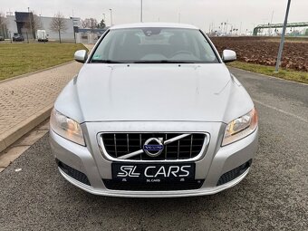VOLVO V70 2.0 D4 KINETIC //2011 5-VÁLEC NAVIGACE SERVISKA - 8