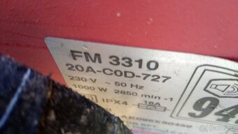 zahradní stroje ---vertikutátor, plotostřih,el. sekačka - 8