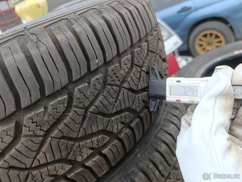 Celorocni 195/65 R15 - 8