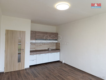 Pronájem bytu 1+kk, 30 m², Česká Lípa, ul. Jižní - 8