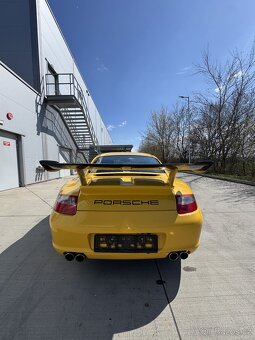 Porsche 911 Carrera GT3 - 8