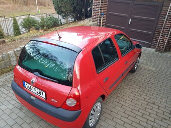 Renault clio - 8