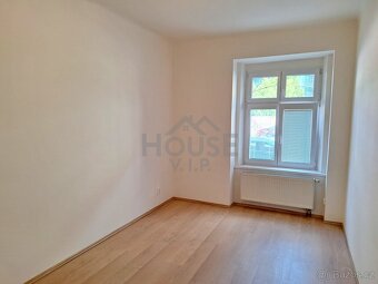 Prodej bytu 3+1, 60 m2, Praha 7 - Holešovice., ev.č. 00748 - 8