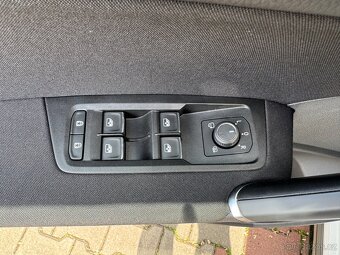 Volkswagen Touran 1,5 TSI/110kW DSG R-Line 7míst - 8