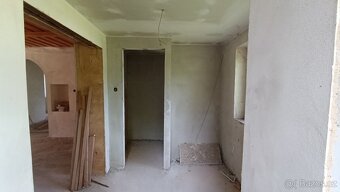Rodinný dům v rekonstrukci v Obytcích - 8