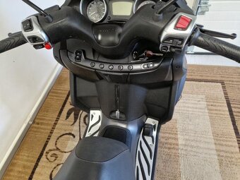 Piaggio MP3 500 hpe Zpátečka LED denní svícení AKRAPOVIČ - 8