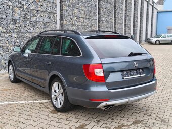 Škoda Superb II SCOUT 2.0TDi 125kw,DSG,4X4,2014,Elegance+ - 8