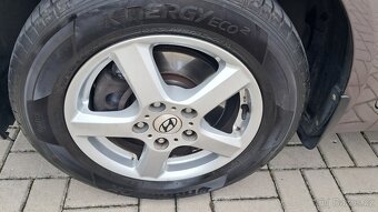 Hyundai ix20, 1.4i / 66KW TRIKOLOR Plus ČR - 8