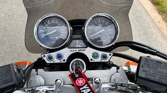 Yamaha XJR 1200 - 8