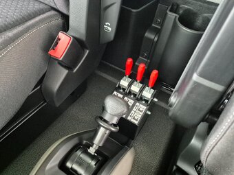 NOVÝ MAN TGL 12.220 4x2 BB NOSIC KONTEJNERU - 8