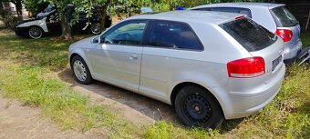 Audi A3 1.6 i super stav  - 8