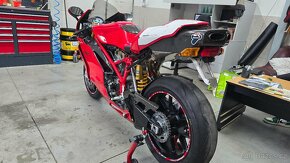Ducati 999 R - 8