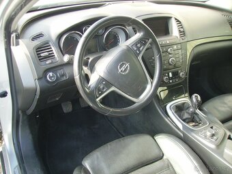 Opel Insignia 2.0 CDTI Manuál - 8