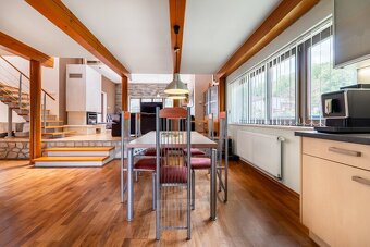 Prodej rodinný dům, 261 m2 - Dubné - 8