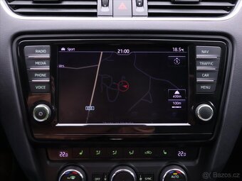 Škoda Octavia 2,0 TDI DSG RS Challenge Canton (2016) - 8