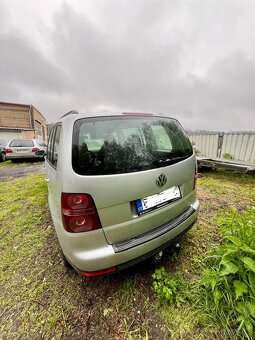 Volkswagen Touran 1.9 TDI - Na náhradní díly - 8