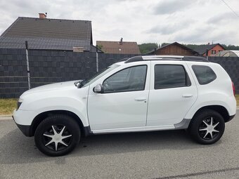 Dacia Duster 4WD 1.6i 77kw jen 63.841km 4x4 tažné zařízení - 8