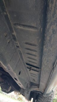 Prodám Jeep Cherokee 3.7 benzín Lpg - 8
