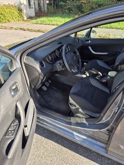 Peugeot 308 1.6i 88kW Klima Tempomat najeto 78000km - 8