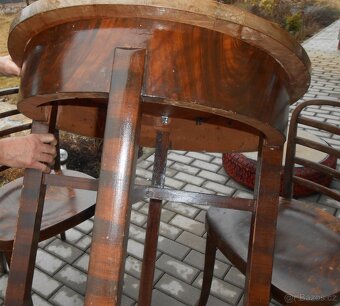 Starožitný nábytek ,židle a stůl Thonet - 8