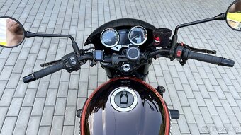 Kawasaki Z900 RS - 8
