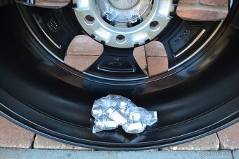 6x139,7 R19 Toyota Hilux nebo Land Cruiser – Org. disky - 8