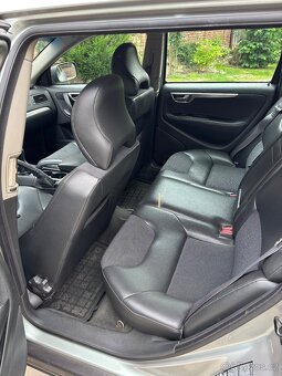 Volvo XC70 2.5T - 8