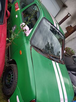 2x Nissan Micra (1993,2002) - 8