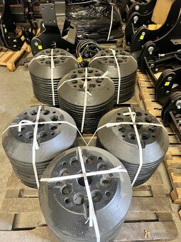 závaží do kol pro traktor Zetor - 8