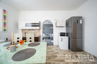 Dům 3+1 o ploše 98 m2 - Lišov, Lišov - 8