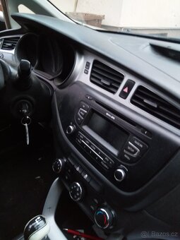 Kia ceed 1.6 crdi na náhradní díly r.v 2012 - 8