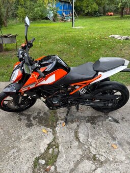 KTM Duke 125 - 8