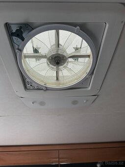 Prodám obytné auto - 8