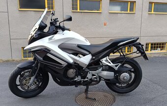 Honda VFR 800X Crossrunner - 8