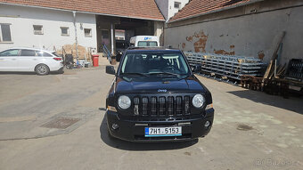 JEEP Patriot 2,4i-4x4 - 8