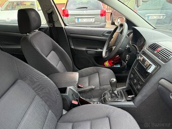 Škoda Octavia II 1.9 TDI Elegance - 8