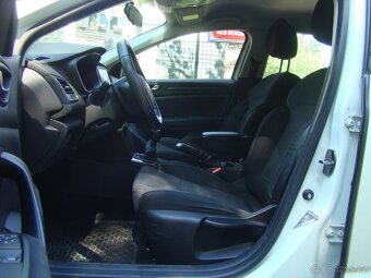 Renault Mégane 1.5dCi ČR KLIMA 188300 km - 8