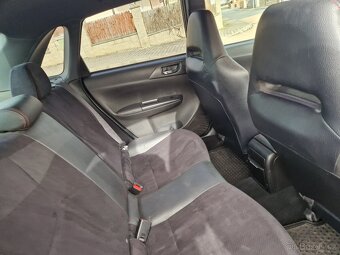 Subaru Impreza 2.5 WRX STI - nové ČR - orig. stav - - 8