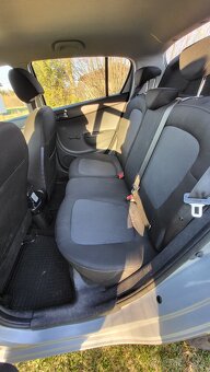 Hyundai i20 1.2 LPG 63kW rv.2013 NOVÁ STK - 8