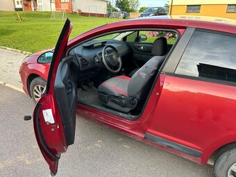 Prodám Citroen C4 coupe 1.4 16v r.v 2005 - 8