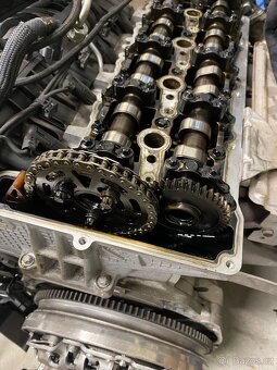 BMW e90 318d 105kw 2009 - 8
