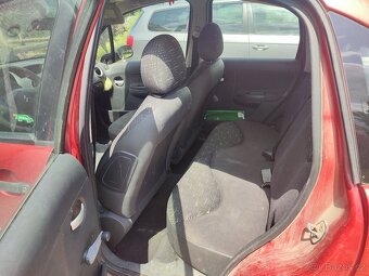 Prodám Citroen c 3 - 8
