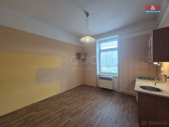 Prodej bytu 1+kk, 24 m², Králův Dvůr, ul. Plzeňská - 8