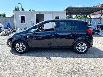 Opel Corsa D 1,2 16V, černá, 139.594 km - 8
