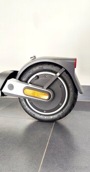 Elektkoloběžka Xiaomi Electric Scooter 5 Pro GL až 30-35km/h - 8