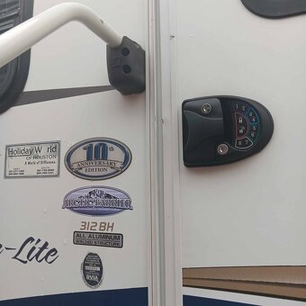 Mobilni dum na kolech,karavan,tiny house z USA - 8