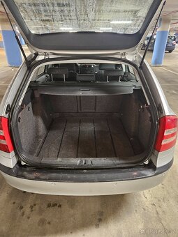 Škoda octavia 2.0 TDI 16v kombi - 8