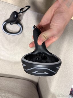 HTC Vive Cosmos Virtuální brýle k PC - 8